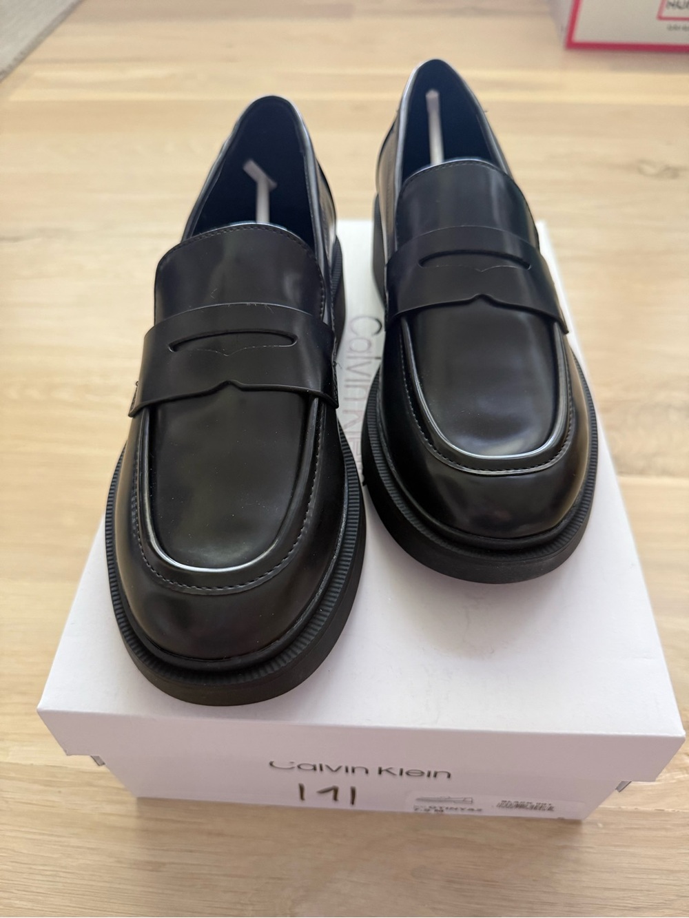 Calvin Klein Black Leather Penny Loafers - Sleek Slip-On Style